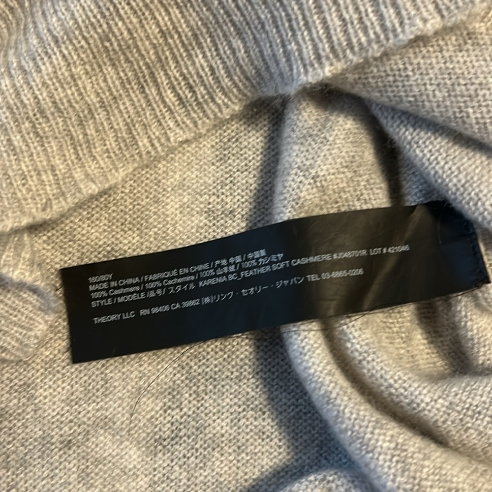 Theory Light Gray Cashmere sweater size XS/P - Picture 4 of 4
